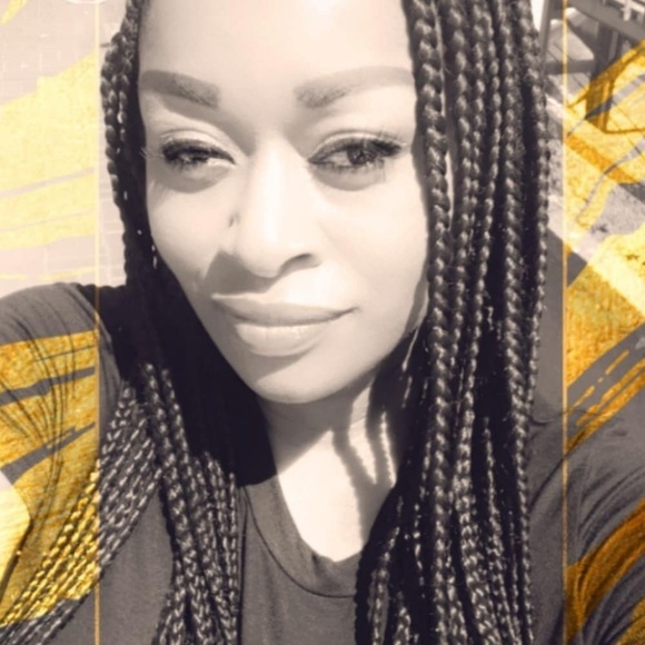 Meet your Posher, Juanita - Picture 1 of 1